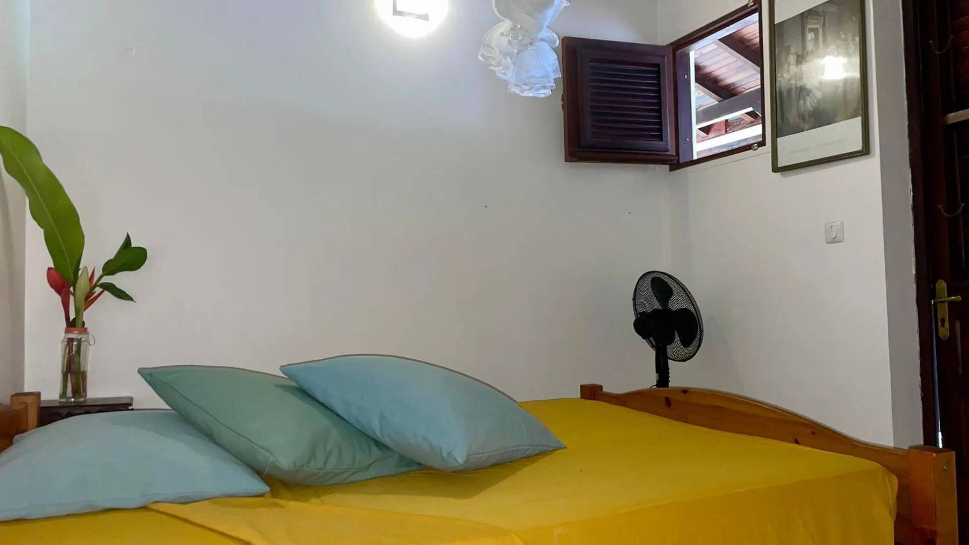 Cottage Palmier Rouge 라 트리니테 0*,